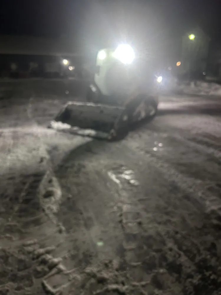 Custom lawn care service in Lebanon, OH - Winklers Excavating