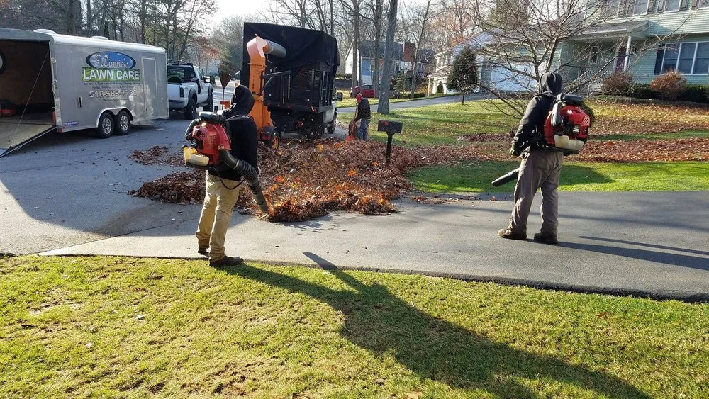 Professional yard maintenance in Ballston Spa, NY - Winnie's Lawn Care