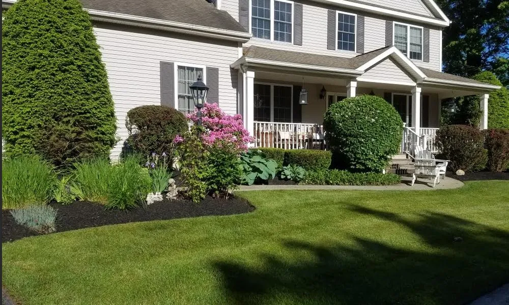 Professional lawn mowing service in Ballston Spa, NY by Winnie's Lawn Care