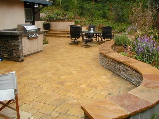 Winning Landscape Logo