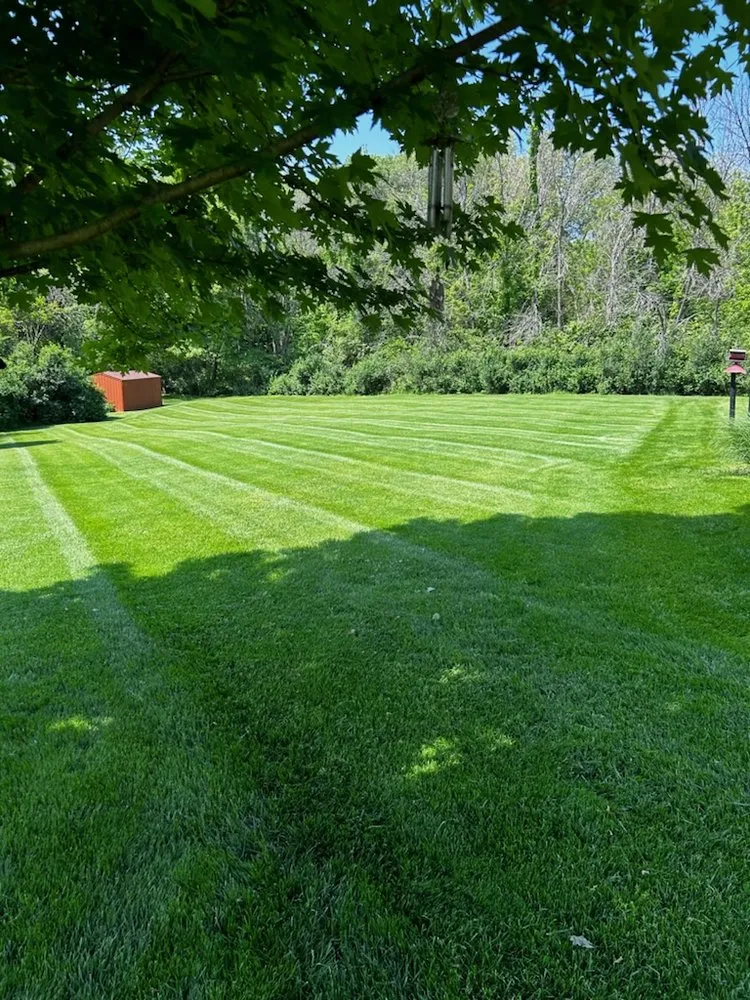 Top-rated landscape design near you in Le Claire, IA by Winslow Brothers Lawns