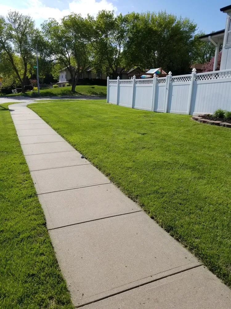 Expert landscaping services experts serving Bellevue, NE - Winston's Lawn Care & Snow Removal
