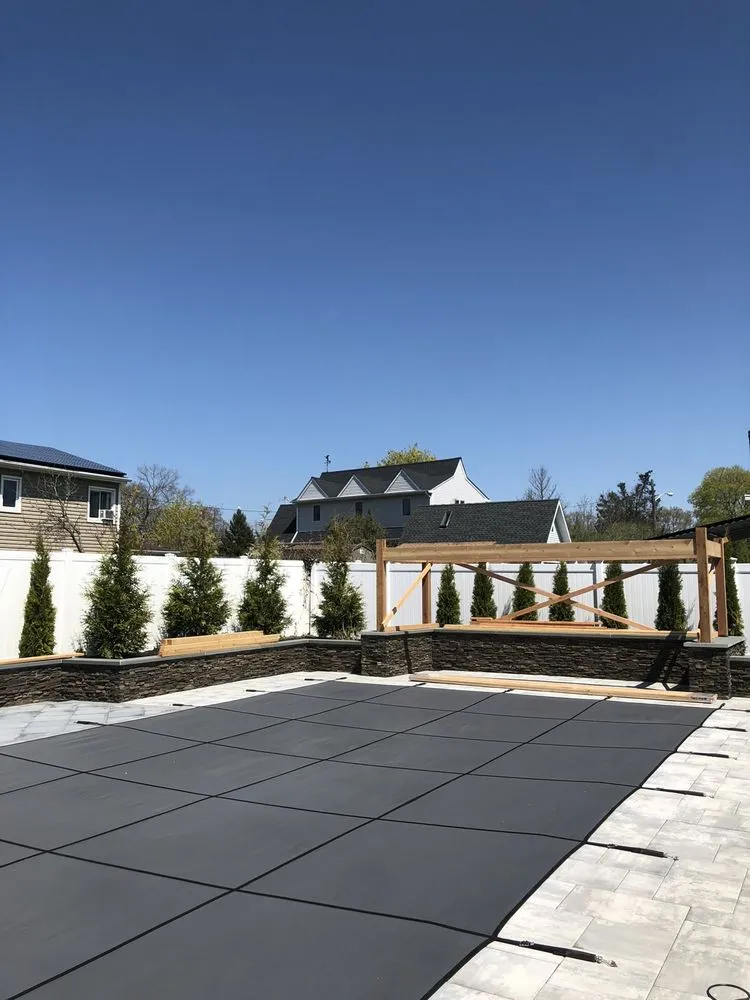 Top-rated garden landscaping in Massapequa, NY - Winter Gardens Landscaping