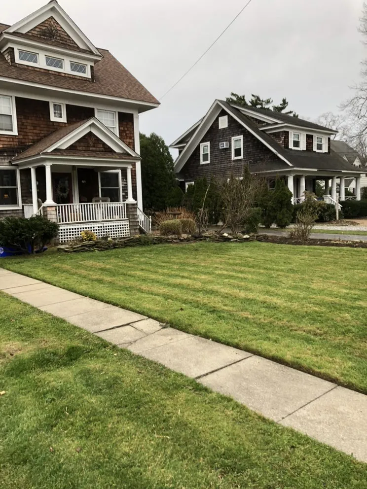 Custom yard cleanup service in Massapequa, NY by Winter Gardens Landscaping