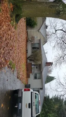 Wipplingers Lawn In Order Logo