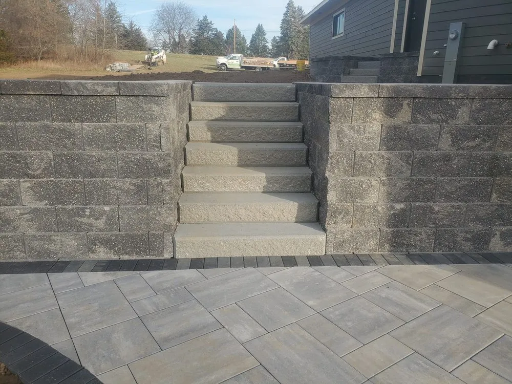 Professional landscape design in Lake Delton, WI - Wisconsin Landscaping & Garden Center