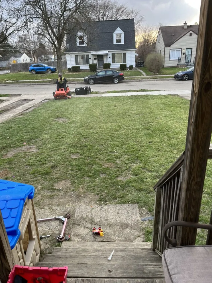 Expert landscape installation in Detroit, MI - Wise Hoppers