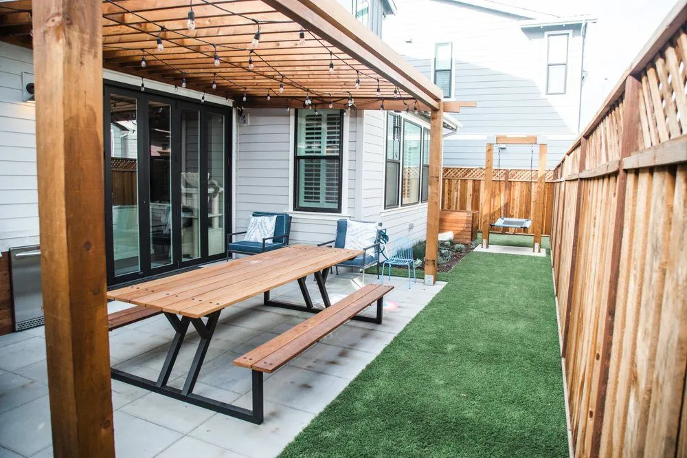 Affordable outdoor landscaping experts serving Los Angeles, CA - Wiser Contractor