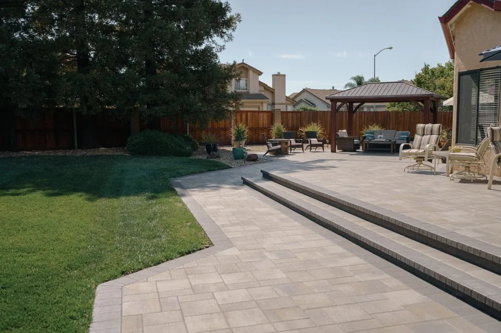 Trusted garden landscaping for year-round maintenance in Los Angeles, CA by Wiser Contractor