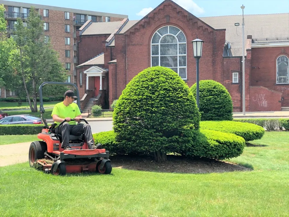 Top-rated garden landscaping for beautiful yards across Holyoke, MA - Witman Properties Landscaping