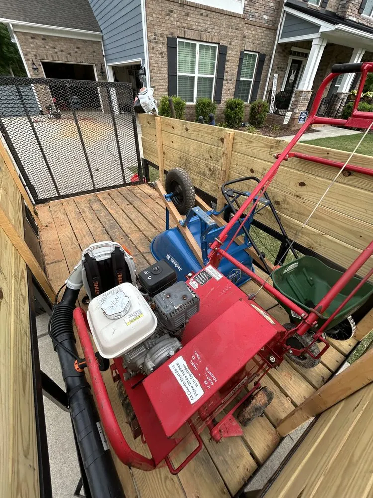 Affordable yard cleanup service near you in Waxhaw, NC by Witt Outdoor Services