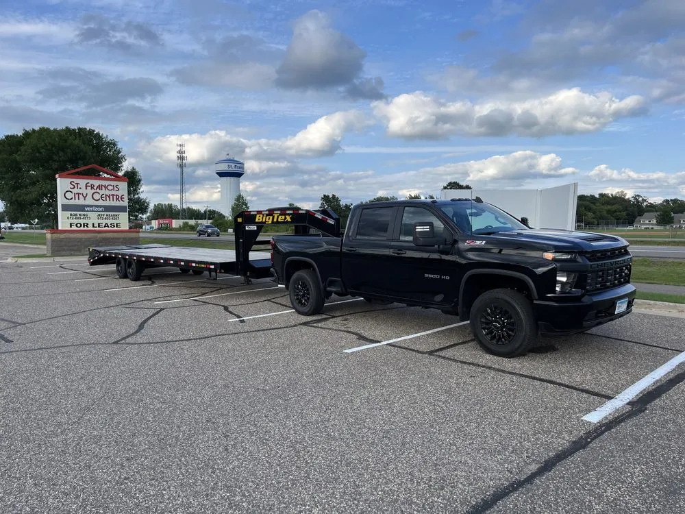 Local yard cleanup service in Isanti, MN by Witucki Services