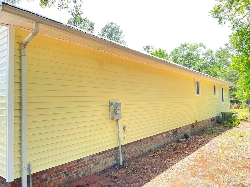 Top-rated residential landscaping in Raleigh, NC - Wizard Wipes