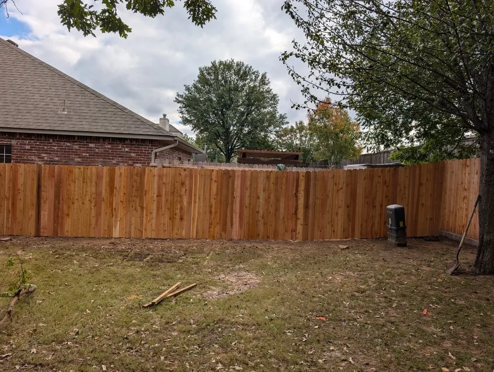 Custom garden landscaping for year-round maintenance in Tulsa, OK by WLB Fencing