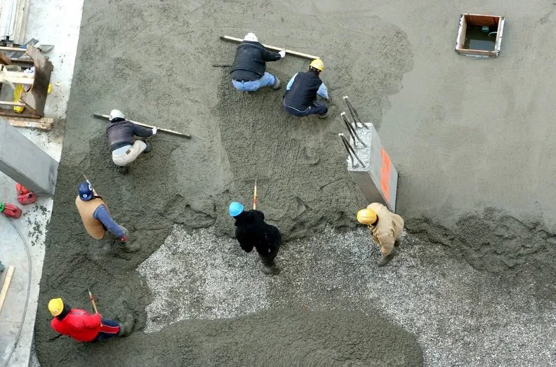 Expert yard maintenance in Frisco, TX - WLC Construction