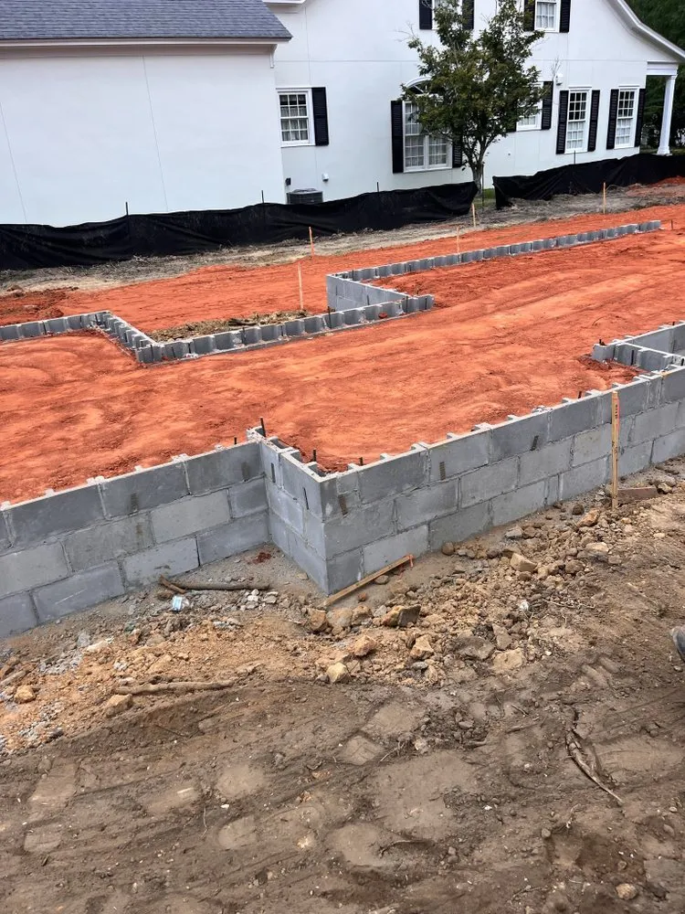 Affordable lawn mowing service experts serving Mobile, AL - WLC Professional Construction and Landscape