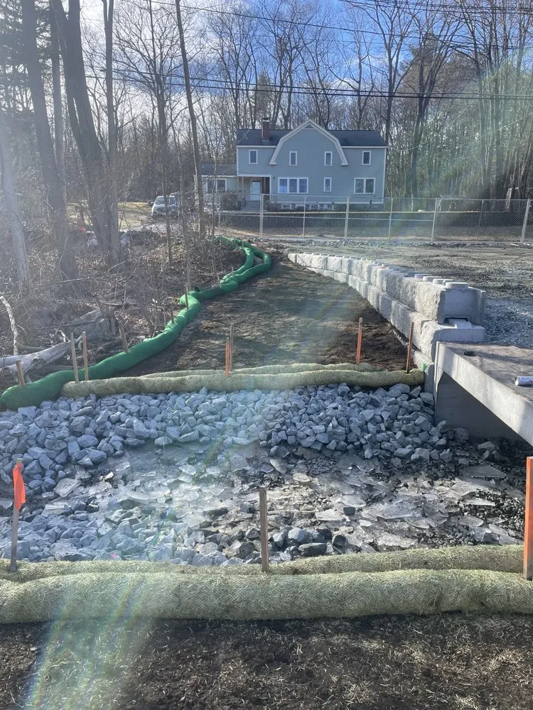 Trusted outdoor landscaping experts serving Billerica, MA - WM Earth Works