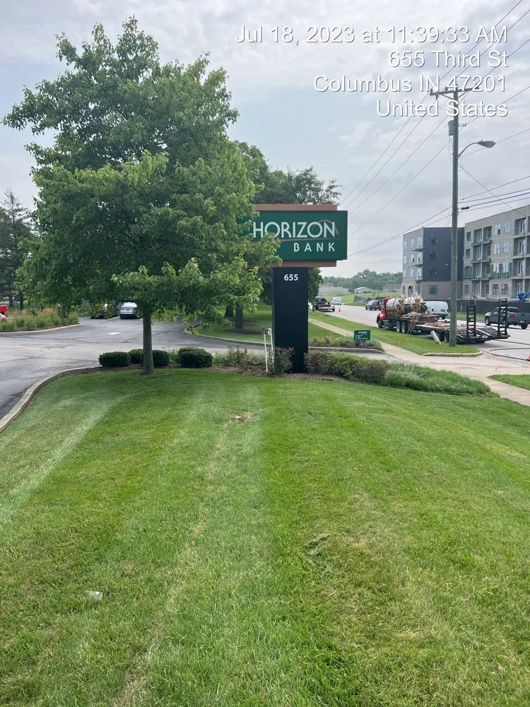 Top-rated residential landscaping experts serving Columbus, IN - WM Koons Mowing & Landscaping