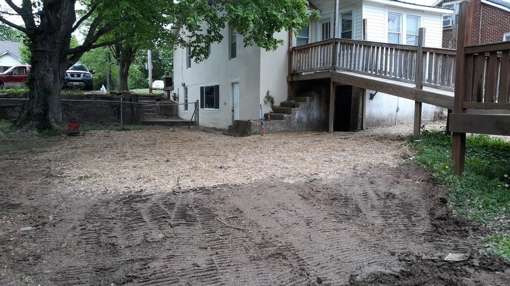 Professional yard cleanup service in Dickson, TN by WM Tucker Excavating & Landscaping