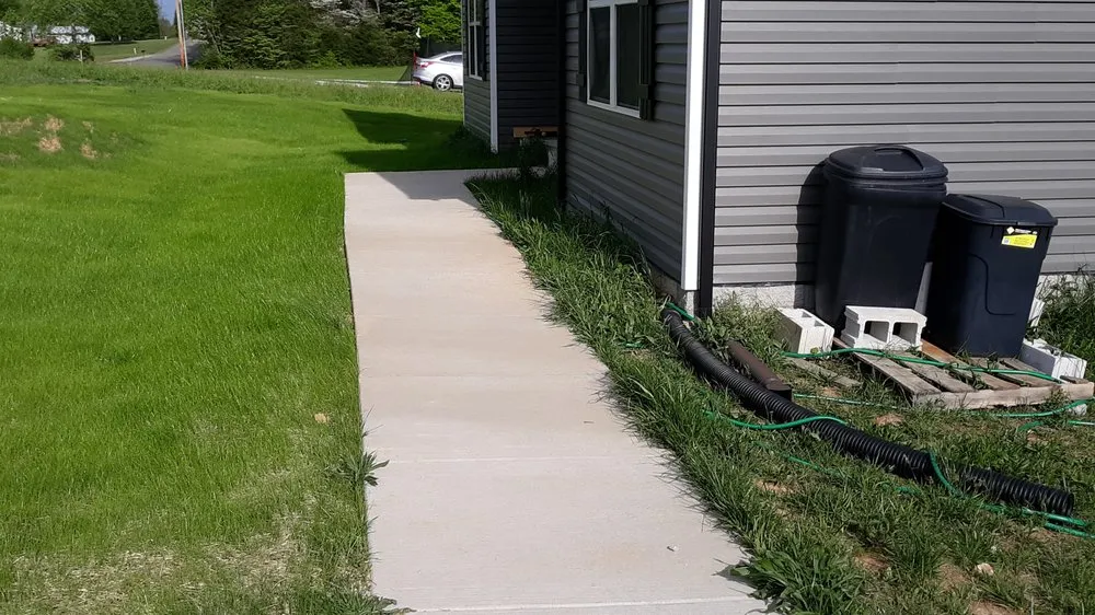 Trusted yard maintenance for year-round maintenance in Dickson, TN by WM Tucker Excavating & Landscaping