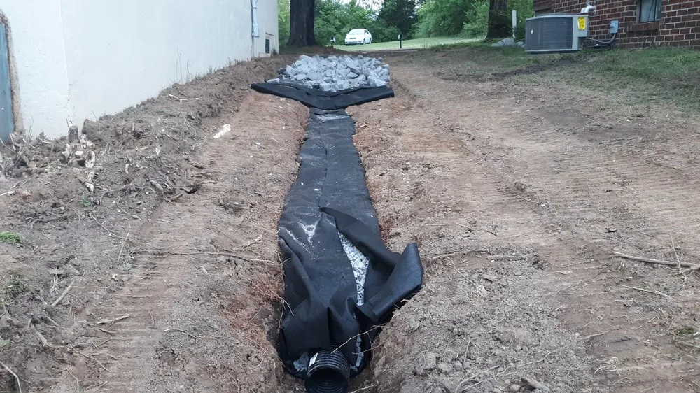 Top-rated lawn care service experts serving Dickson, TN - WM Tucker Excavating & Landscaping