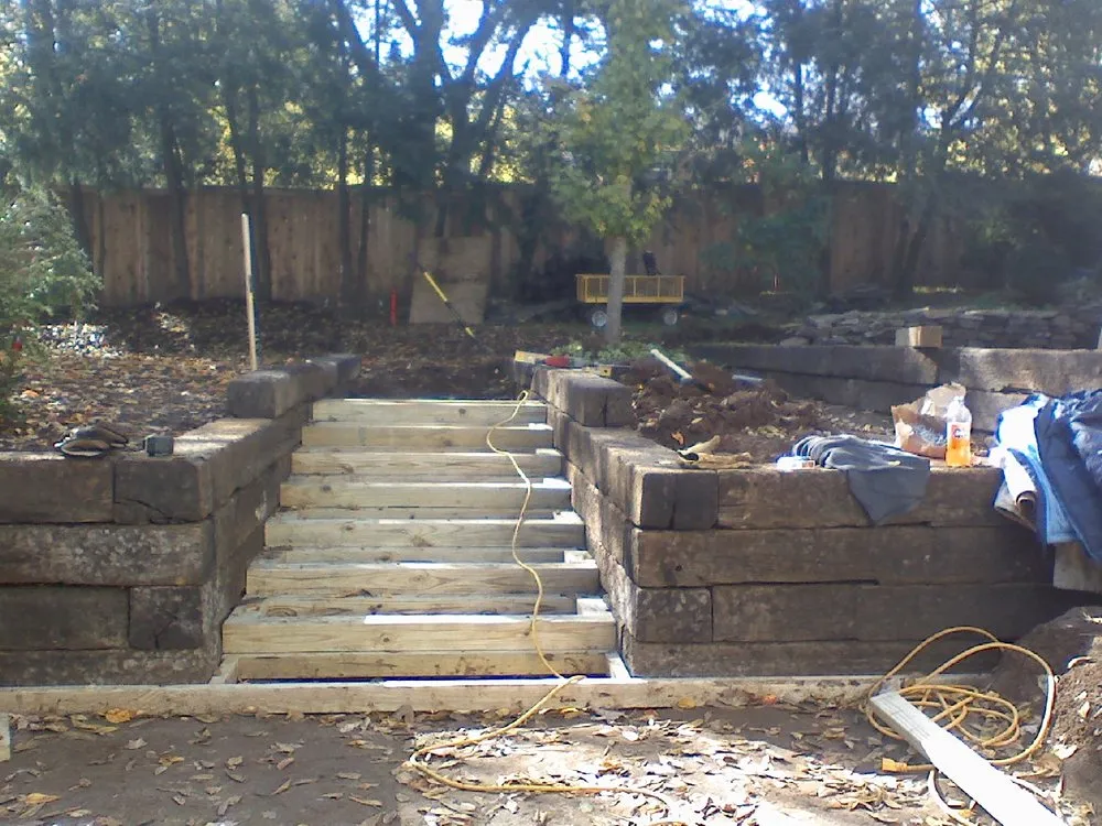 Local outdoor landscaping in Dickson, TN by WM Tucker Excavating & Landscaping