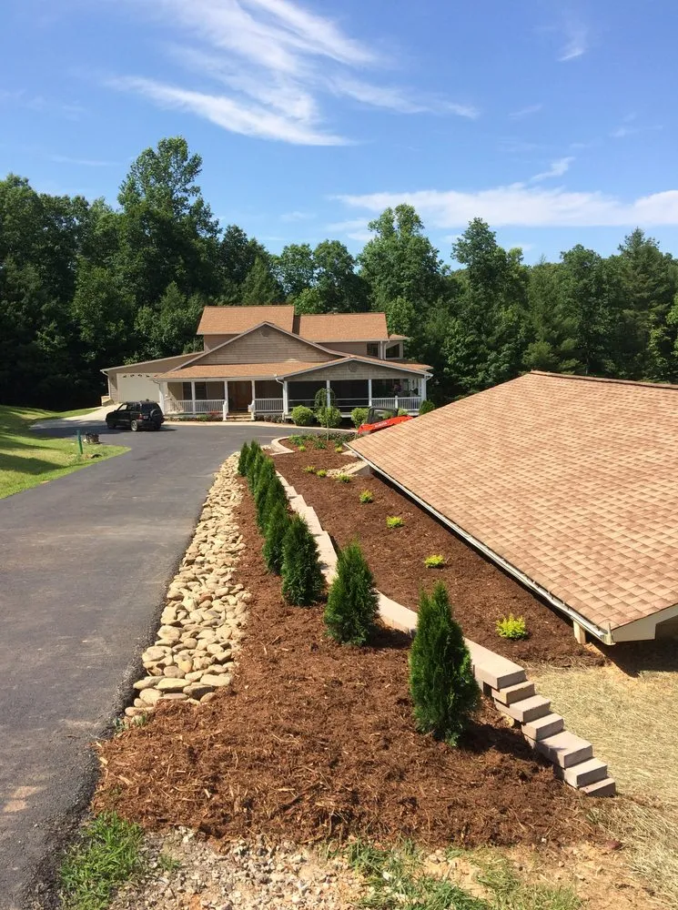Custom garden landscaping experts serving Blairsville, GA - WMW Complete Services