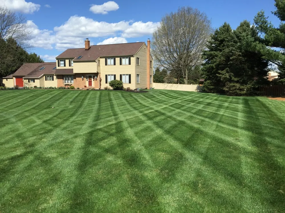 Affordable outdoor landscaping experts serving Hummelstown, PA - Wohlf Lawn & Garden
