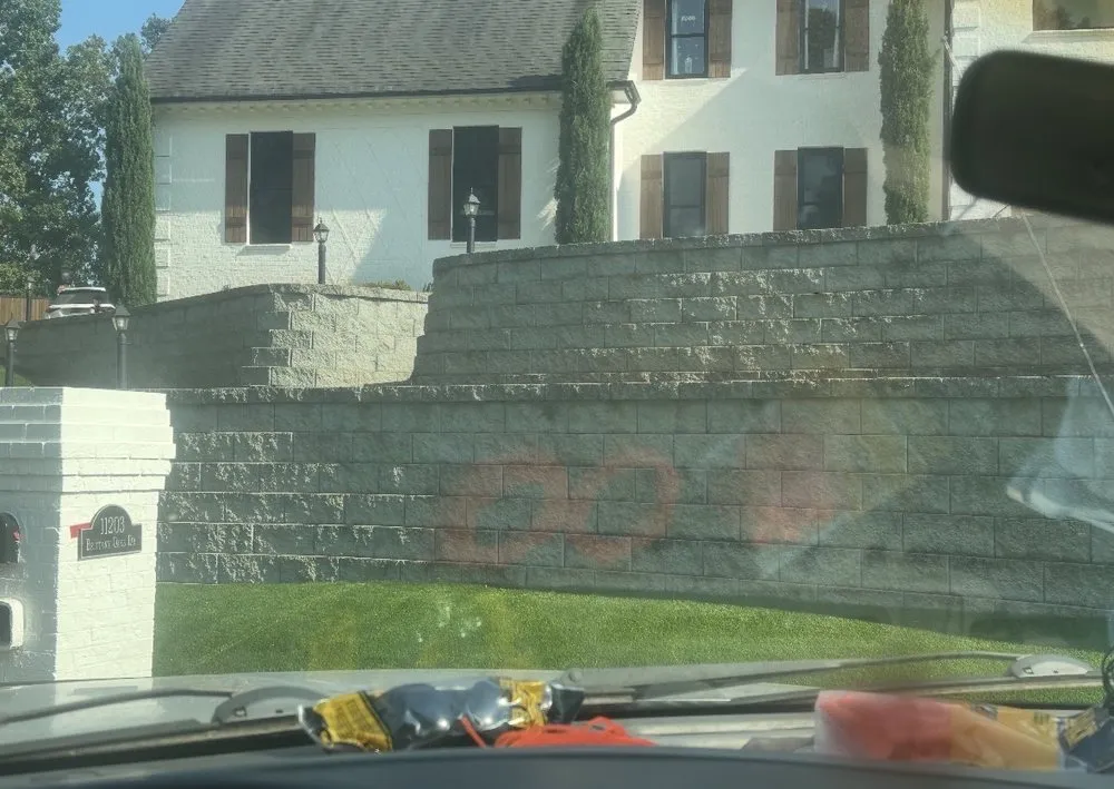 Custom lawn mowing service experts serving Charlotte, NC - Wolf Landscaping