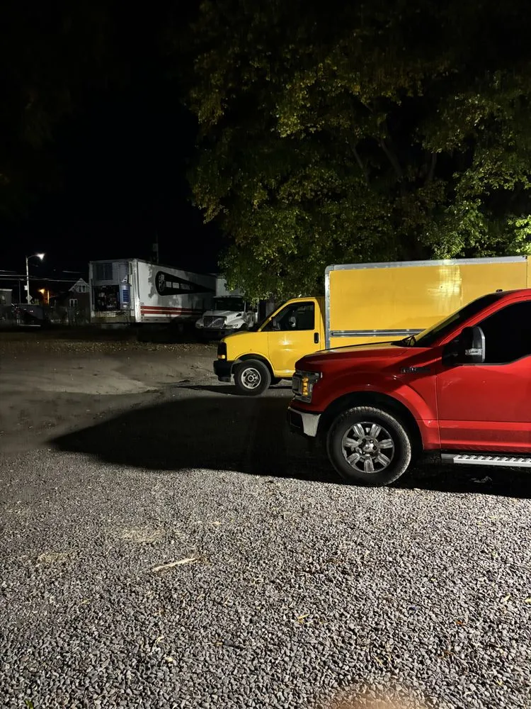 Custom lawn care service in Philadelphia, PA - Wolf Leaders