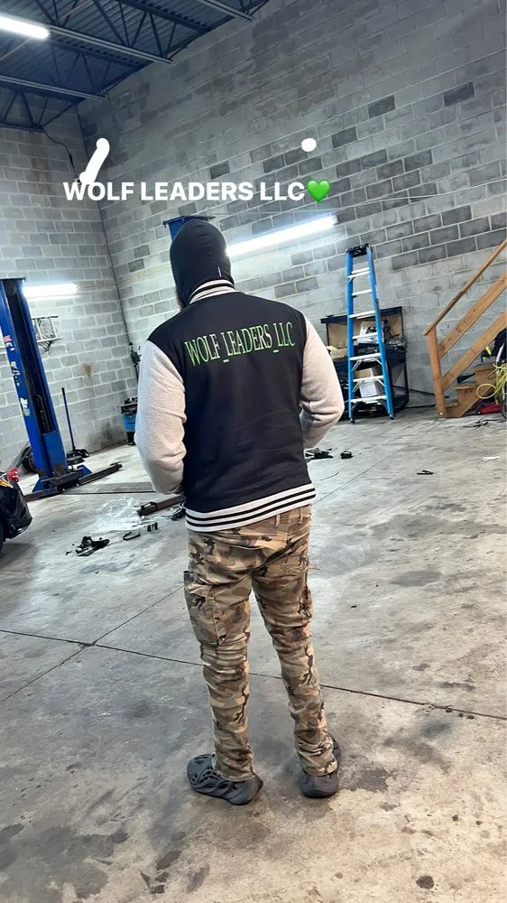 Custom yard maintenance in Philadelphia, PA - Wolf Leaders