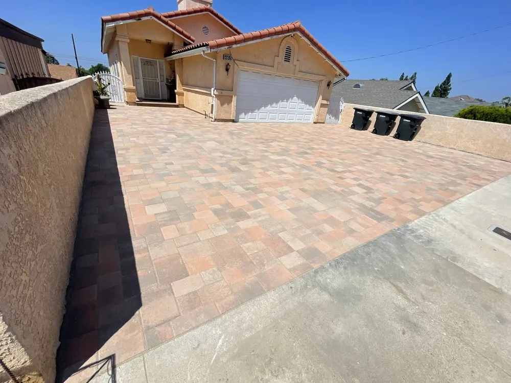 Top-rated yard maintenance in Anaheim, CA by Wolf Pack Masonry