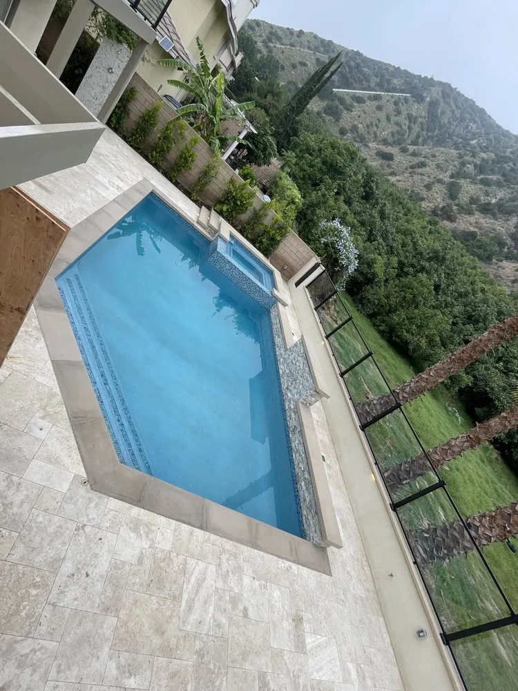 Reliable residential landscaping experts serving Anaheim, CA - Wolf Pack Masonry