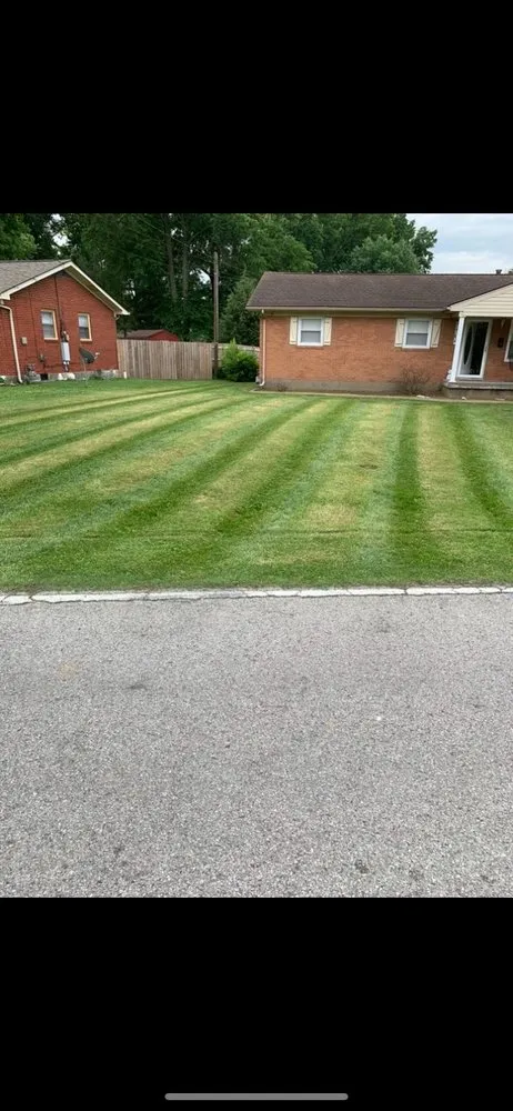 Trusted lawn mowing service in Louisville, KY by Wolfie’s Lawn Care