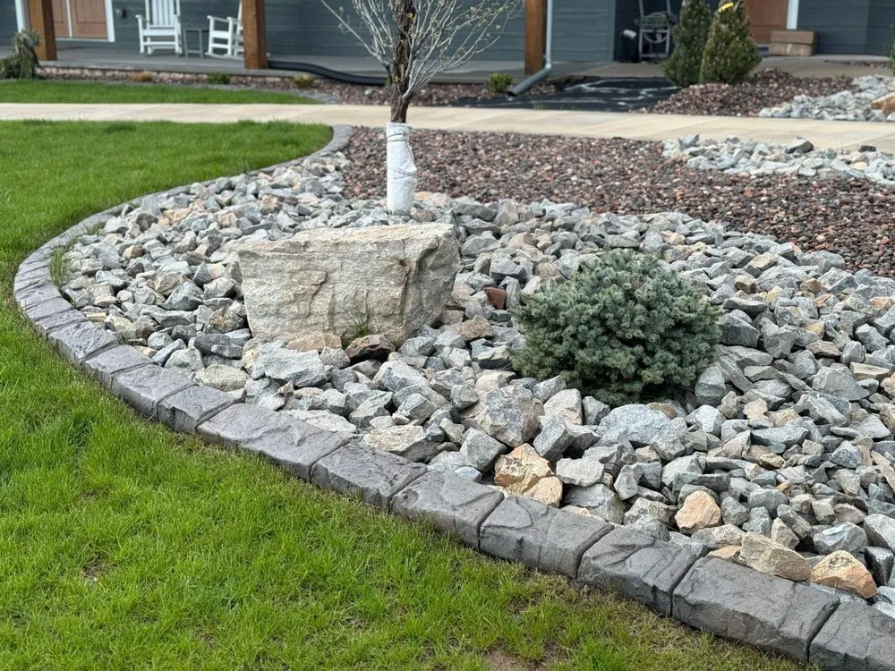 Affordable landscaping services with custom design across Hortonville, WI - Wolfrath's Curb