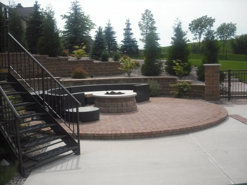 Custom landscape design in Hortonville, WI - Wolfrath's Nursery & Landscaping