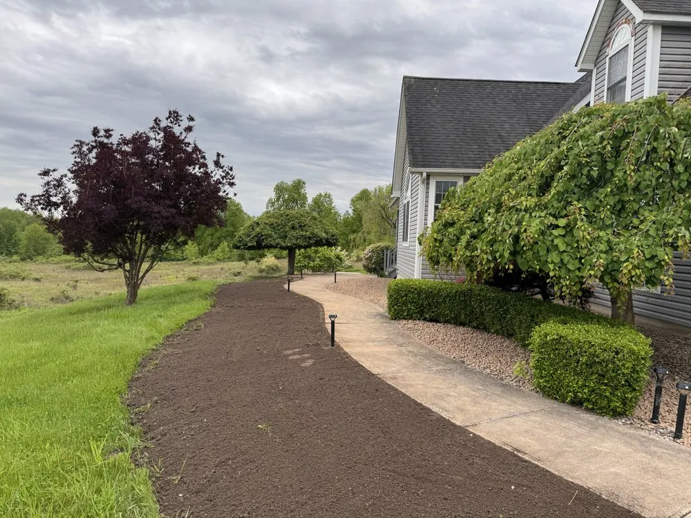 Professional garden landscaping in New Windsor, NY - Wolfscapes Maintenance