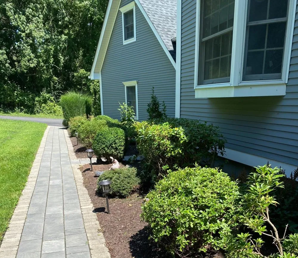 Local landscaping services experts serving Sherman, CT - Wolgast Landscaping
