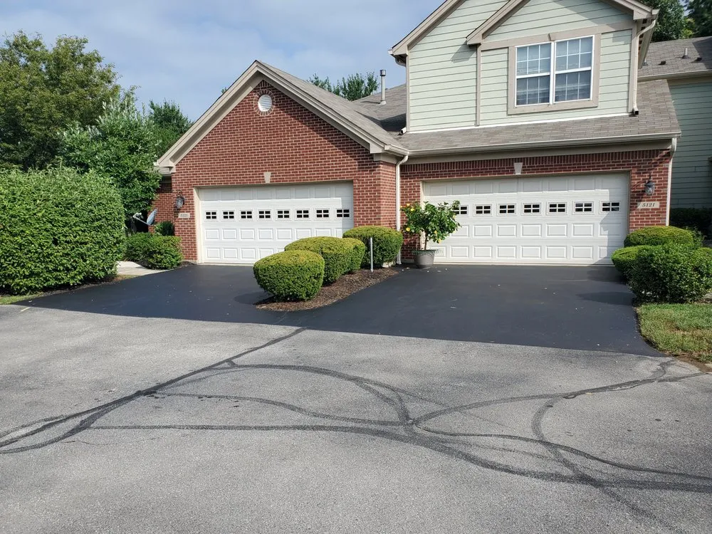 Top-rated residential landscaping experts serving Lawrenceburg, KY - Wolverton Sealcoating