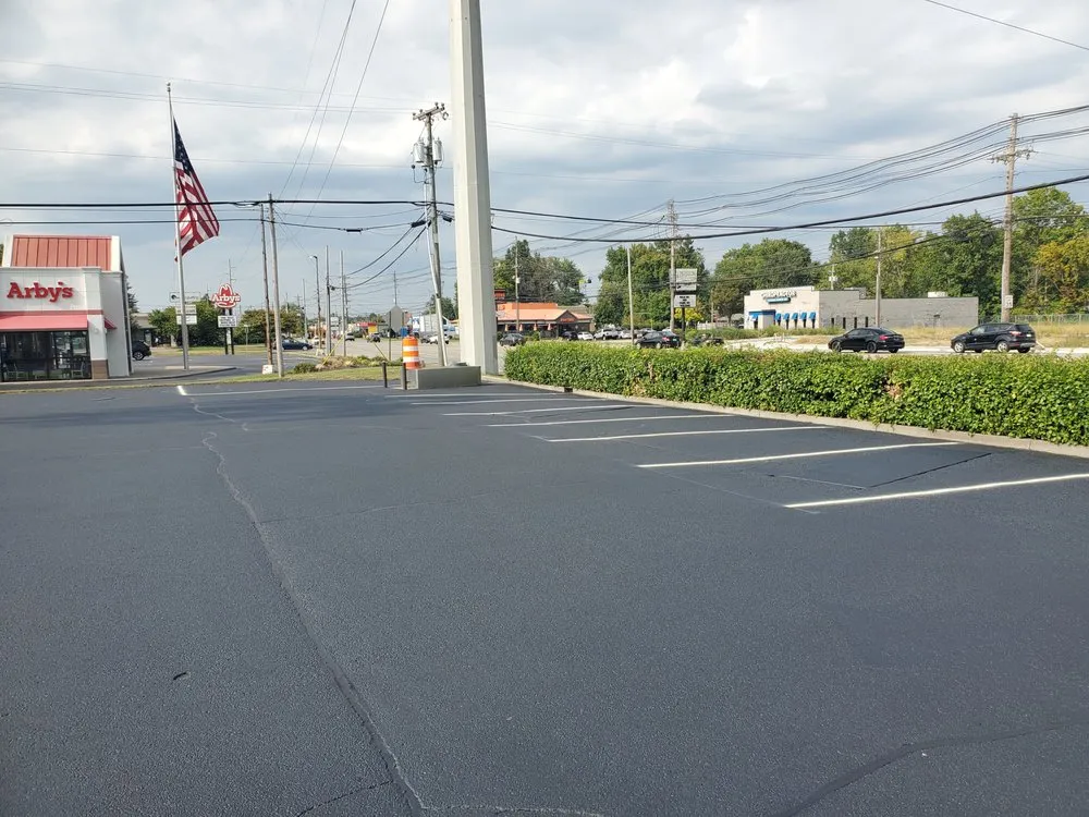 Expert outdoor landscaping in Lawrenceburg, KY by Wolverton Sealcoating