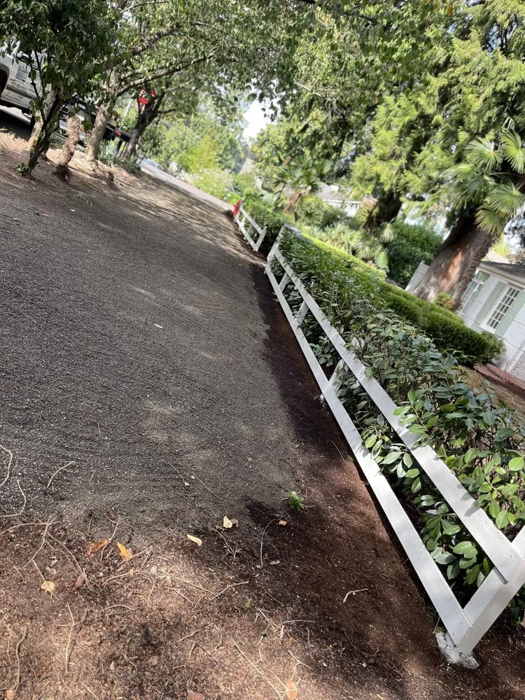 Reliable garden landscaping in Hillsboro, OR - Wolves Landscaping Maintenance