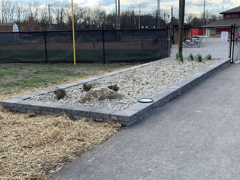 Reliable yard cleanup service in Cumberland, IN - Wonder garden