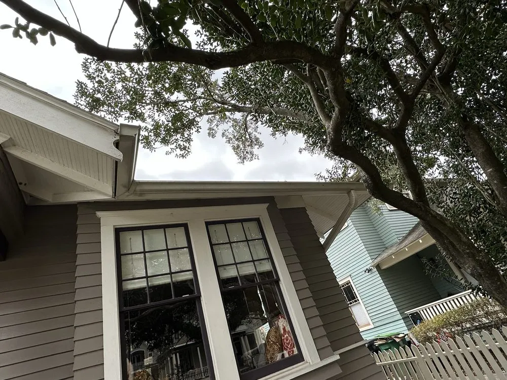 Top-rated lawn mowing service experts serving Houston, TX - Wonderful Design Landscaping