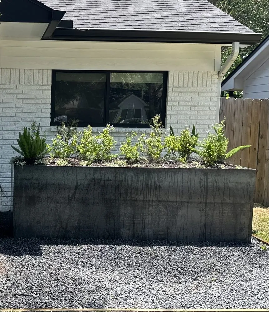 Trusted lawn mowing service in Houston, TX - Wonderful Design Landscaping