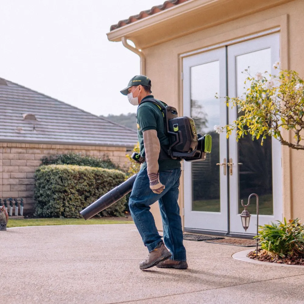 Affordable lawn mowing service experts serving Westlake Village, CA - WonderWorks