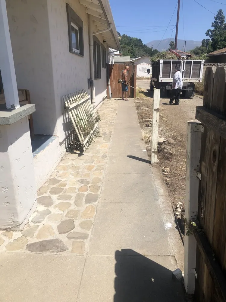 Local garden landscaping for beautiful yards in Simi Valley, CA by Wondrous Landscapes