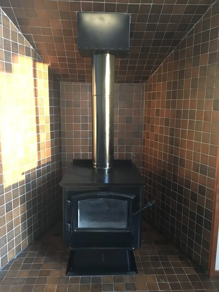 Local yard cleanup service for homes across Penn Valley, CA - Wood Bee- Your Handyman Solution