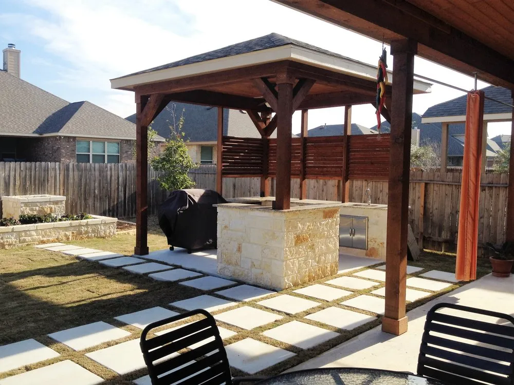 Affordable outdoor landscaping experts serving San Antonio, TX - Wood Duck Pool & Patio