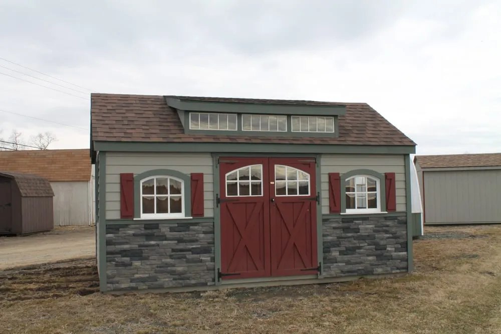 Custom yard cleanup service in Hereford, PA - Wood Naturally