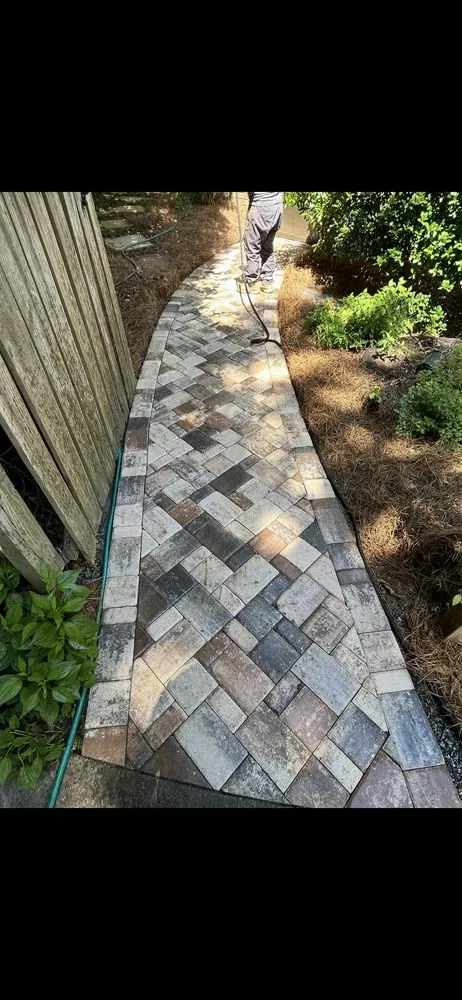 Trusted yard cleanup service experts serving Sandy Springs, GA - Woodburn Landscapes